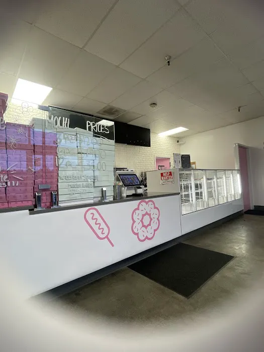 Mochi Lakewood Stixx & Dough Picture 4