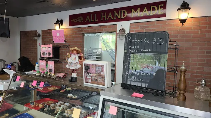 Hangout Bakery & Deli & Pizza Picture 6