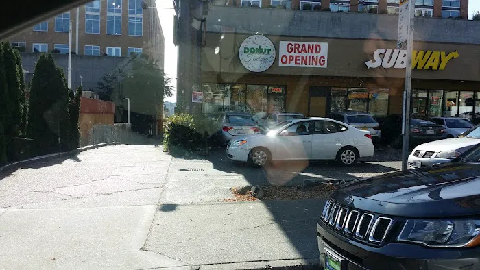 Donut Factory Picture 9