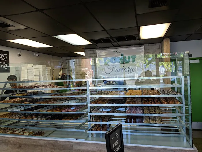 Donut Factory Picture 6