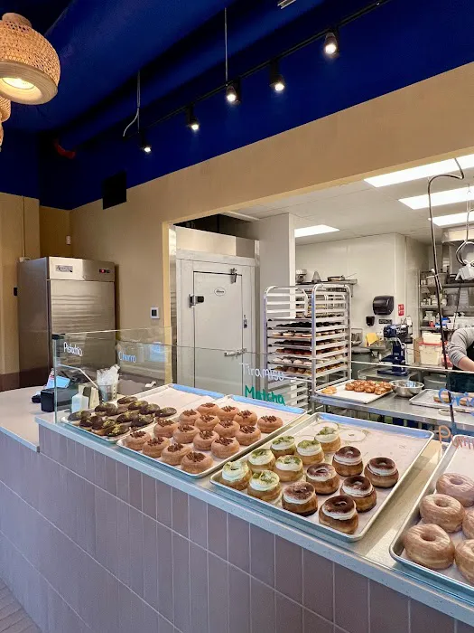 Doce Donut Co Picture 2