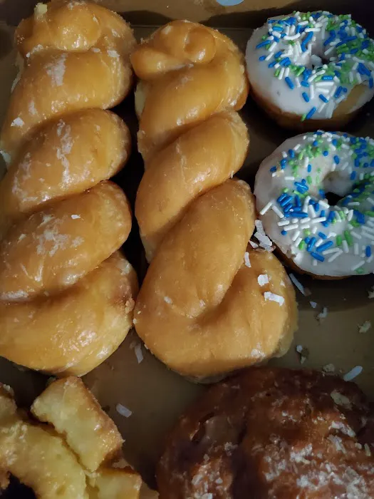 Frank's Donuts & Muffins Picture 9