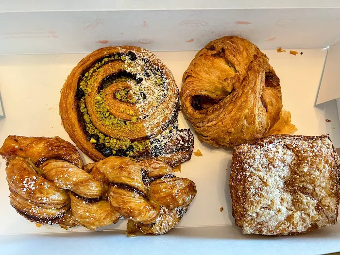 Moonrise Bakery Picture 9