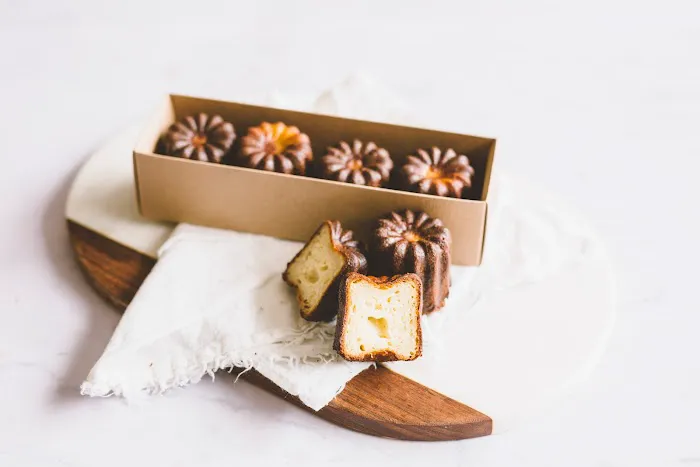 Girl Loves Cake Desserts Picture 4