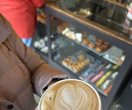 Roselliniu2019s Fine Cakes & Baked Goods