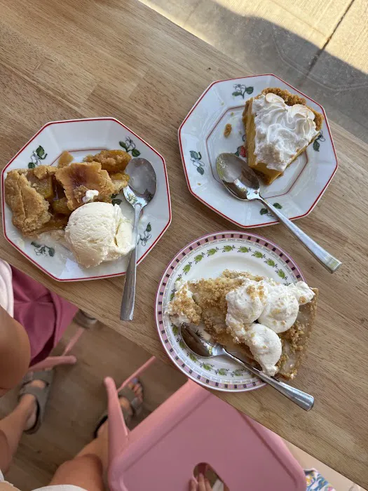 Pie Bird Bakeshop Picture 8
