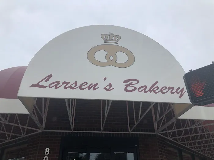 Larsen's Bakery Picture 8