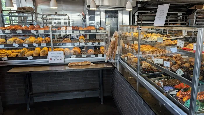 Larsen's Bakery Picture 2