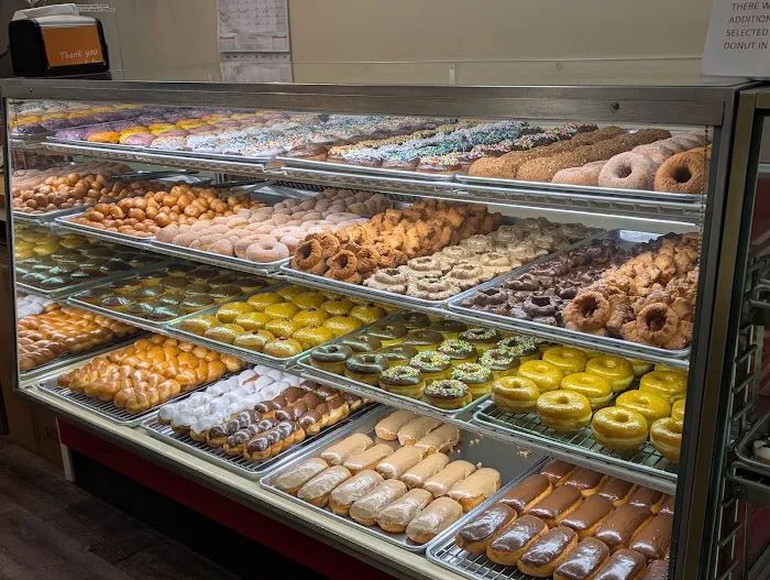 Family Donut Shop Picture 8