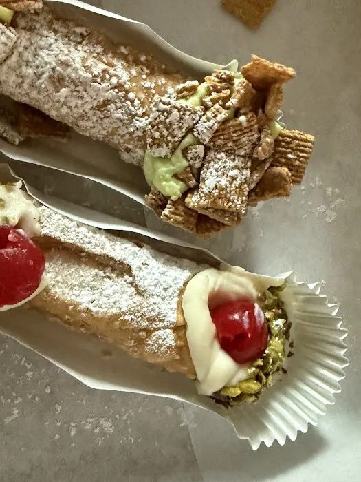 Kelly Cannoli Picture 3
