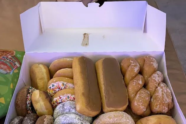 Aurora Donuts & Ice Cream