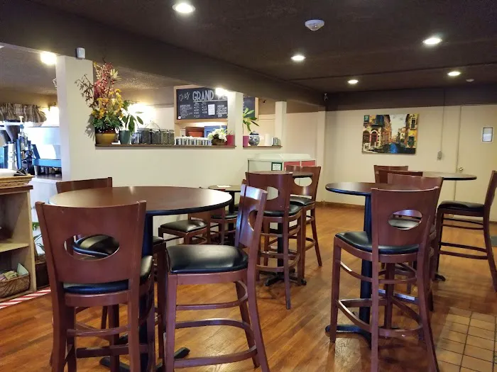 Grand Pere Bakery Picture 2