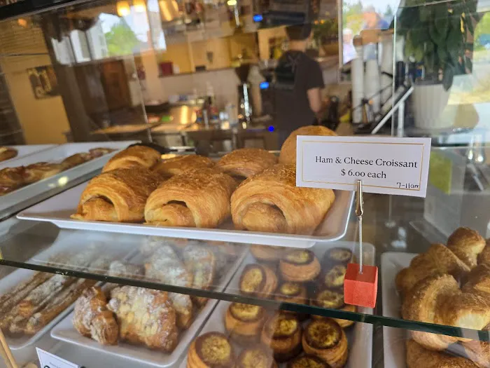 Grand Pere Bakery Picture 4