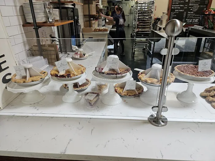 Snohomish Pie Company - Mountlake Terrace Picture 4