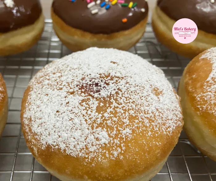 Miel's Bakery Picture 7