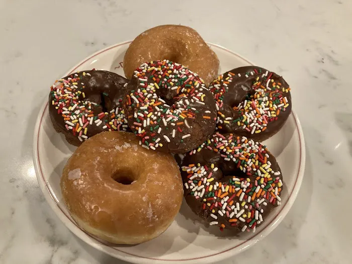 Countryside Donut House Picture 9