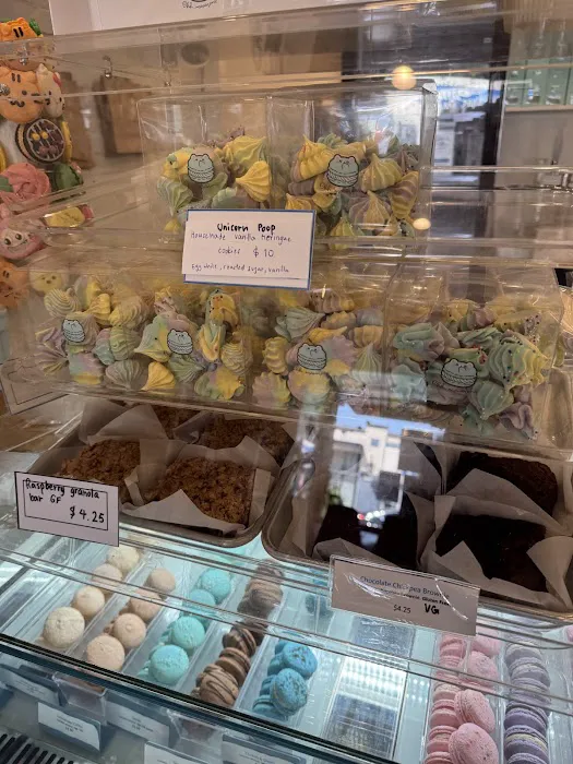 Ohh...macarons Picture 1