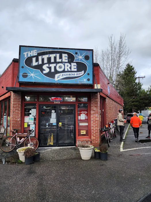 Little Store At Richmond Beach Picture 9