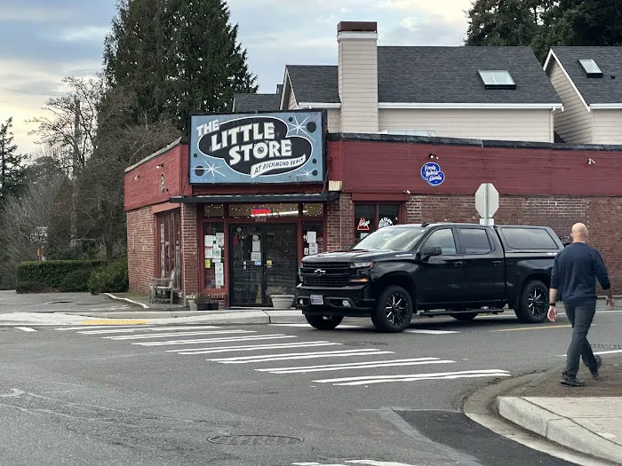 Little Store At Richmond Beach Picture 1