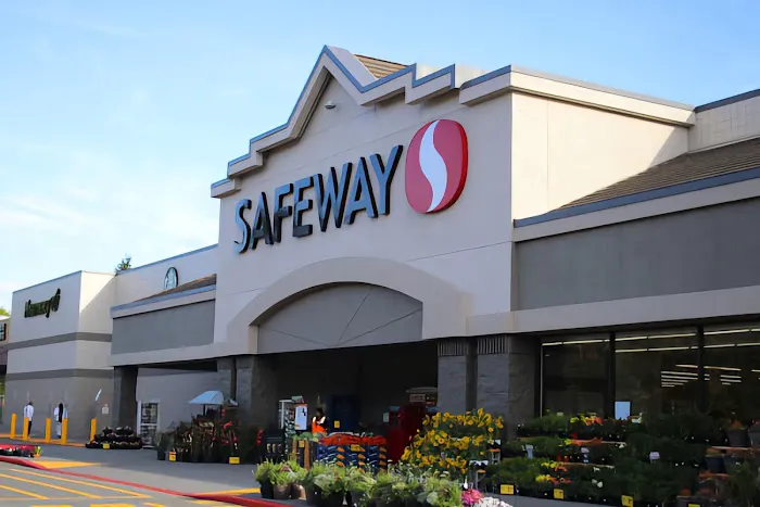 Safeway Bakery Picture 1