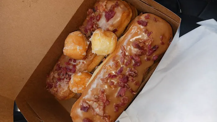Evergreen Donuts Picture 1