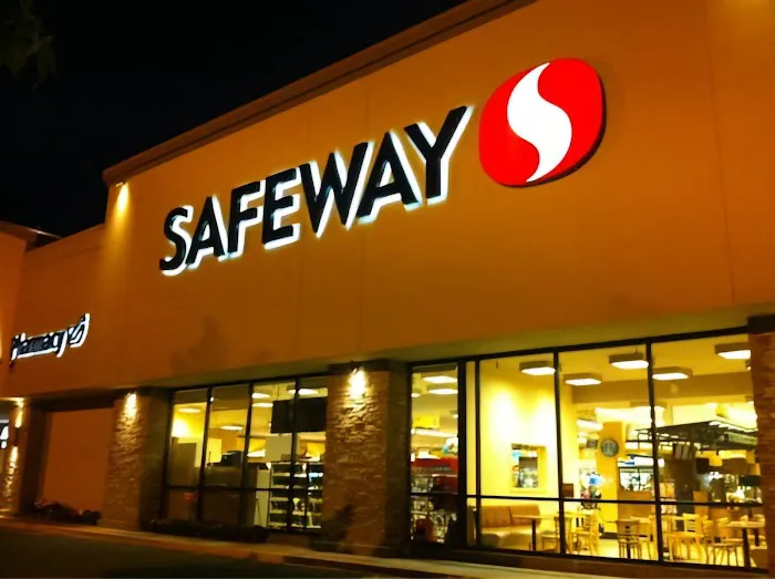 Safeway Bakery Picture 1