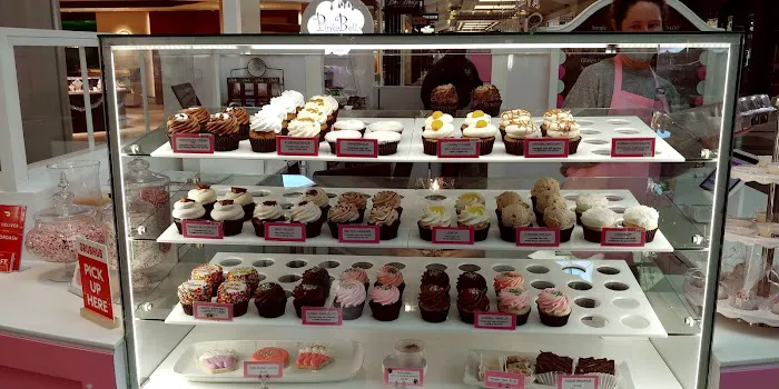 PinkaBella Cupcakes Picture 10