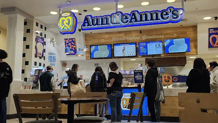 Auntie Anne's Picture 5