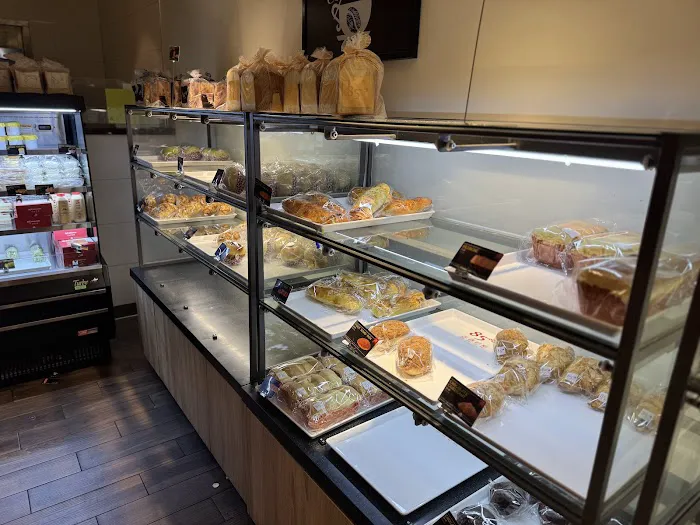 85°C Bakery Cafe - Lynnwood Picture 3