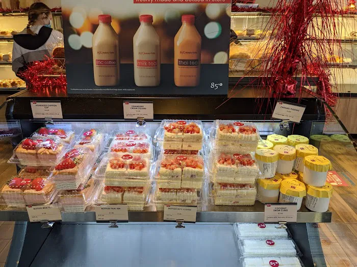 85°C Bakery Cafe - Lynnwood Picture 7