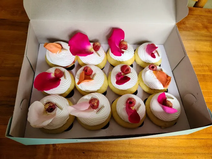 Trophy Cupcakes & Party - Woodinville Bakery - Not a Retail Location Picture 3