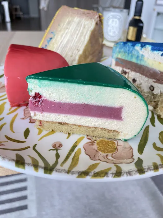 From V with Love Cakes Picture 3