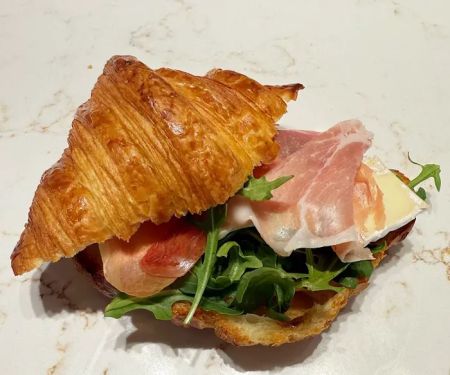 SheChill Patisserie
