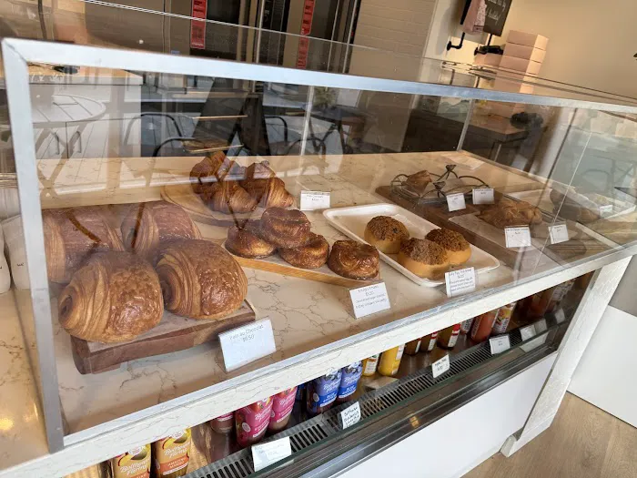 SheChill Patisserie Picture 2