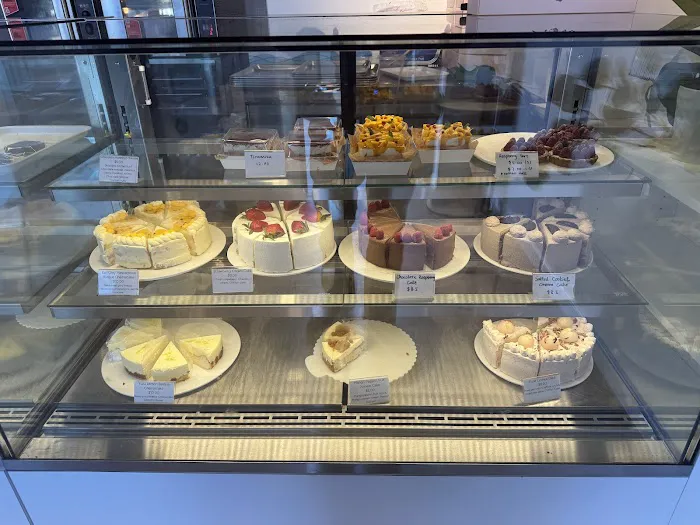 SheChill Patisserie Picture 4