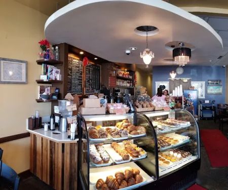 Mon Amie Bakery & Cafe