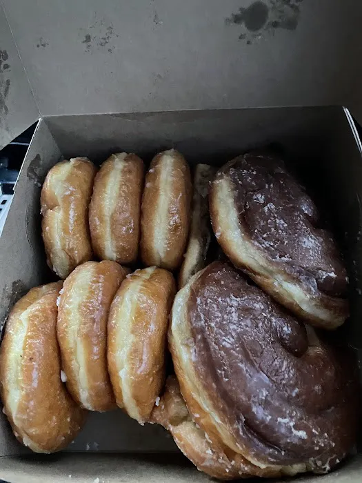 Henry's Donut Picture 6