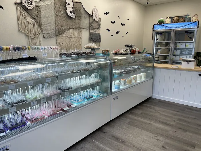 Hollywood Baked Goods Picture 9