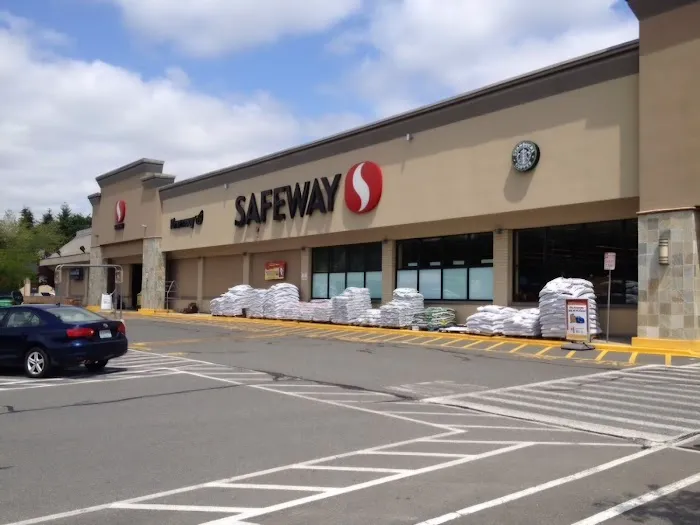 Safeway Bakery Picture 1