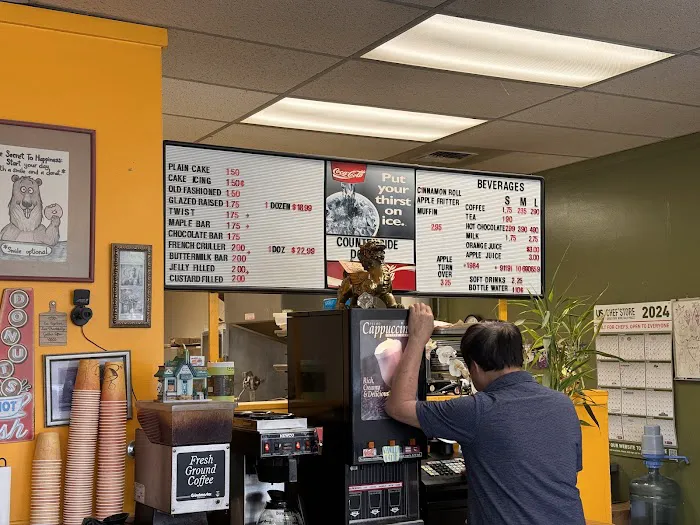 Countryside Donut House Picture 2