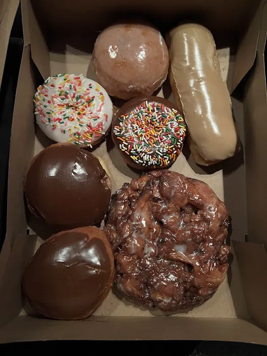 Tyler's Donut House Picture 10
