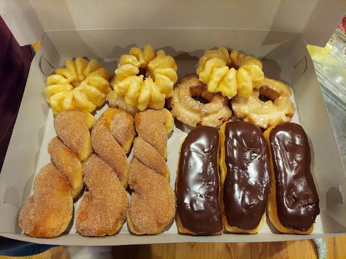 Tyler's Donut House Picture 2