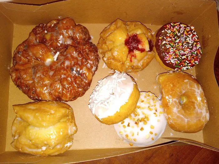 Tyler's Donut House Picture 5