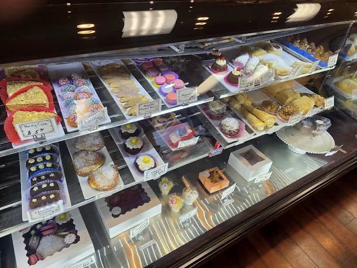 Piroshky & Crepes European Bakery & Cafe Picture 6
