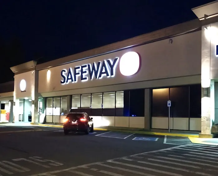 Safeway Bakery Picture 1