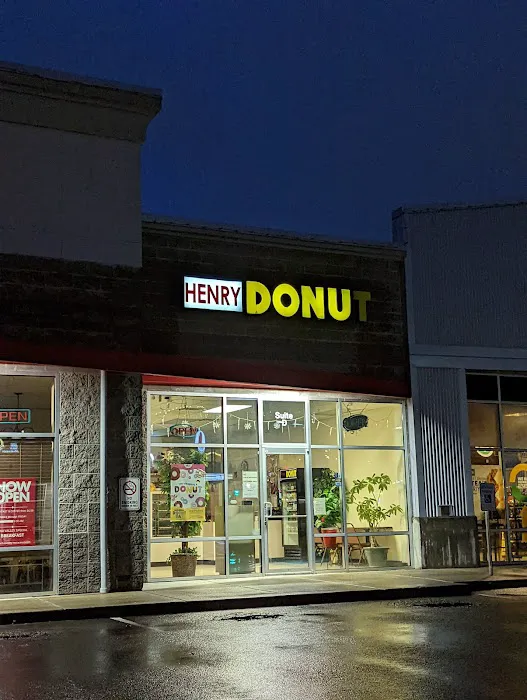 Henry's Donuts Picture 4