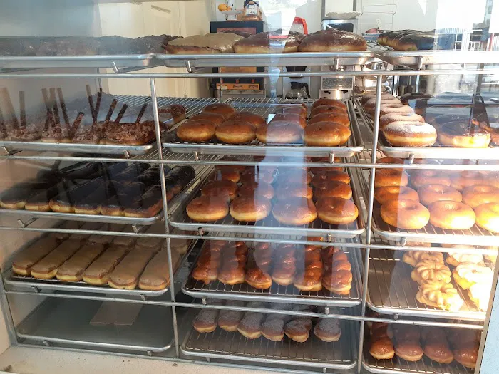 Henry's Donuts Picture 2