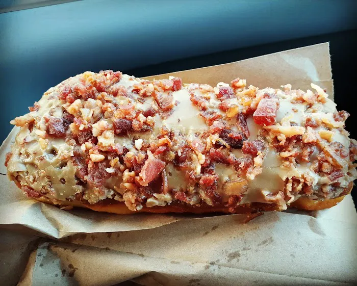 Henry's Donuts Picture 3