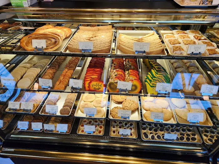 Hoffman's Fine Cakes and Pastries Picture 2
