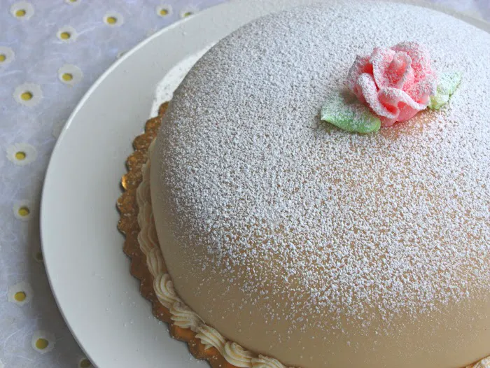 Hoffman's Fine Cakes and Pastries Picture 9